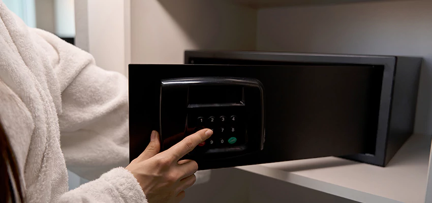 Safe Unlocking Service Company in Fresno, California