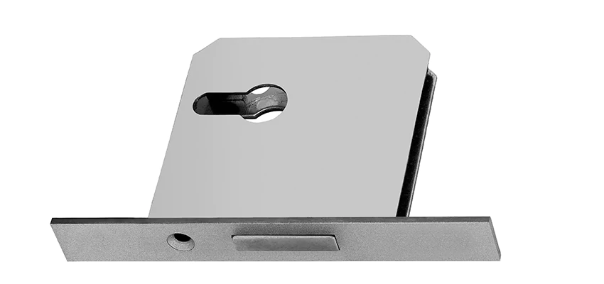 Fix A Deadbolt Door Lock in Fresno, California